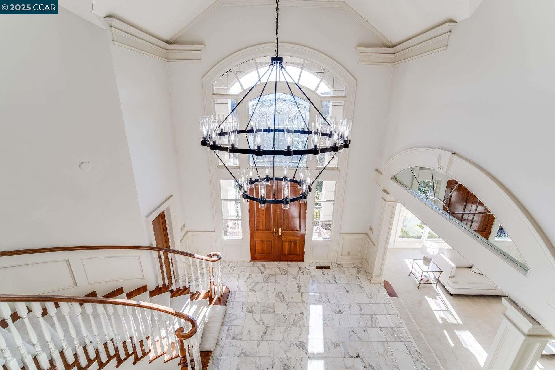 2420 Diablo Lakes Ln