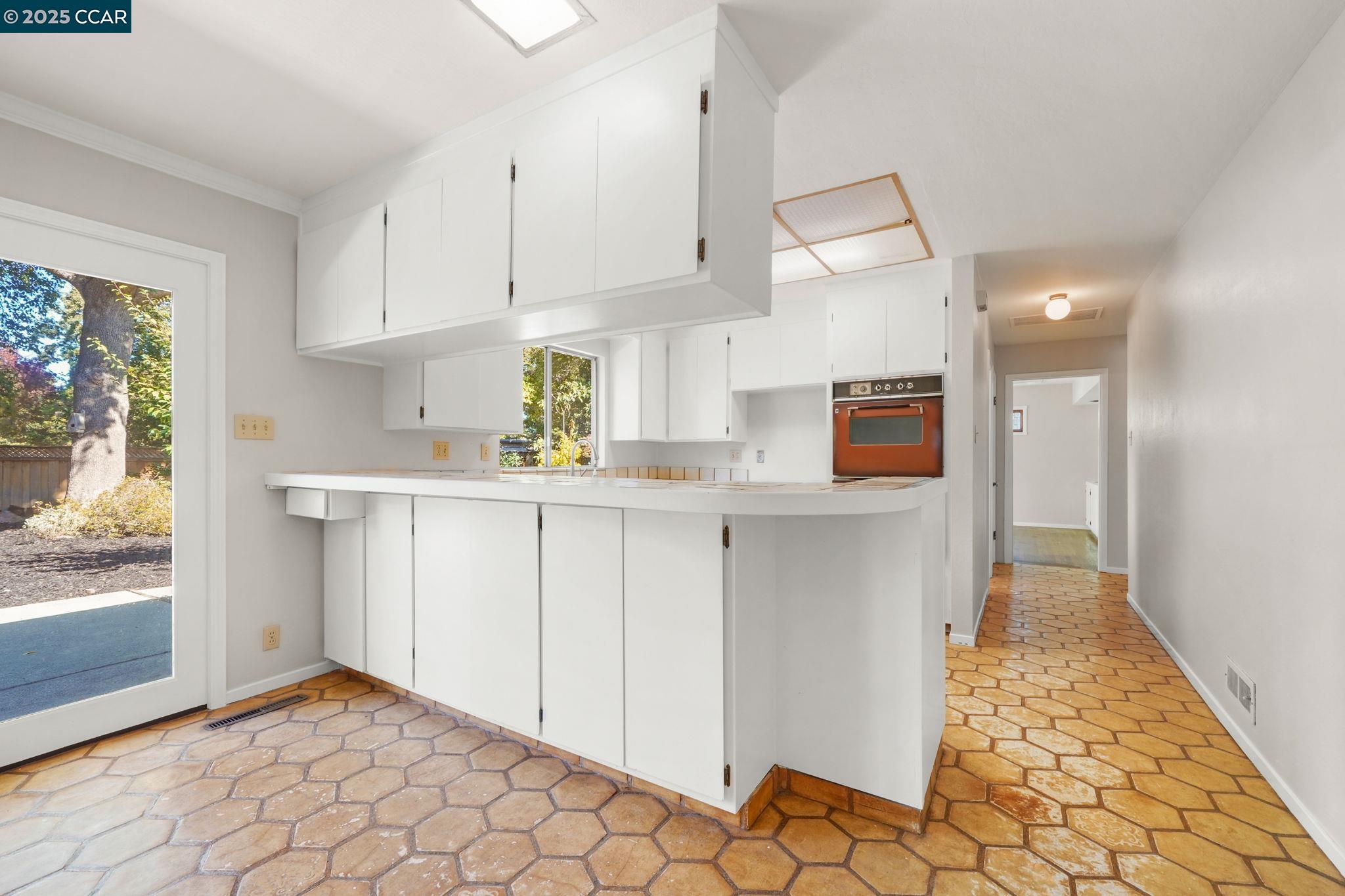 544 Verona Ave, Danville