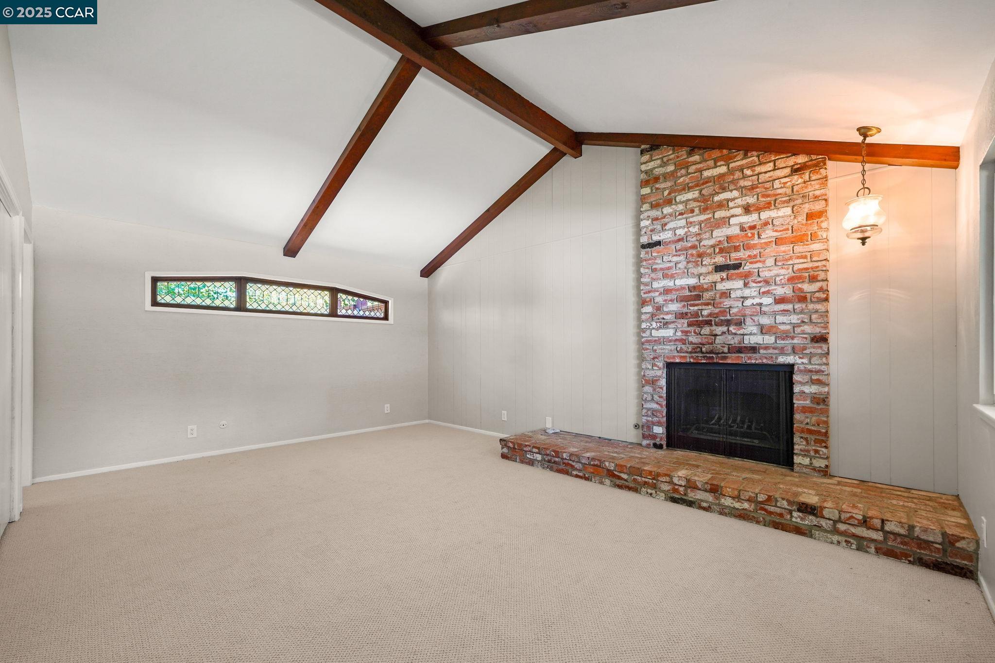 544 Verona Ave, Danville