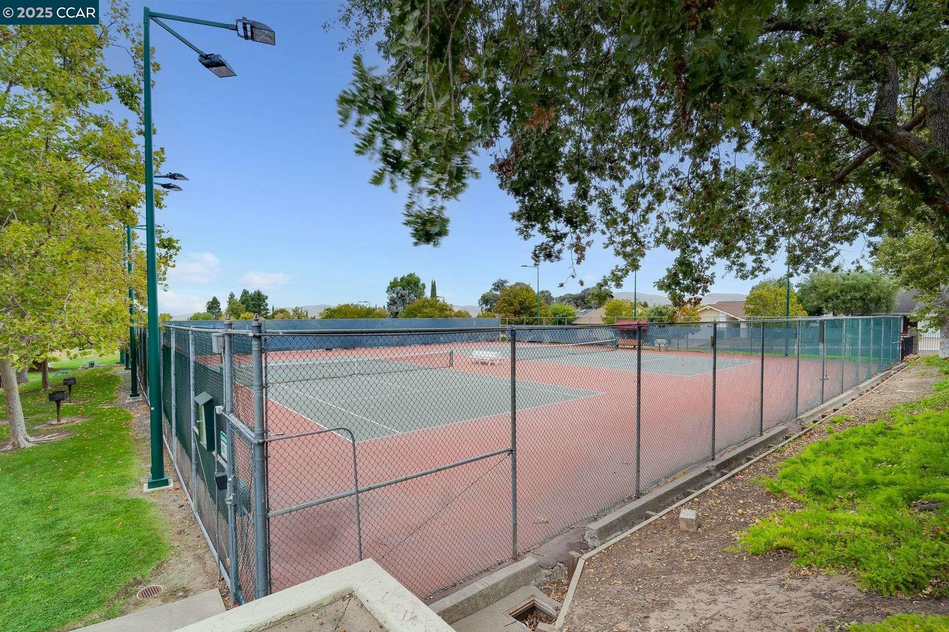 4695 S Larwin Ave, Concord