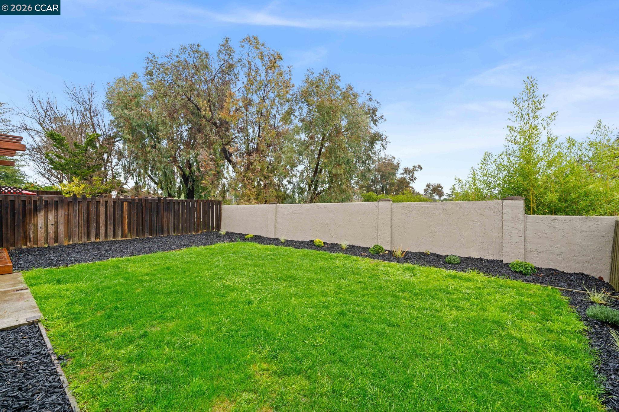 2824 Sombrero Circle