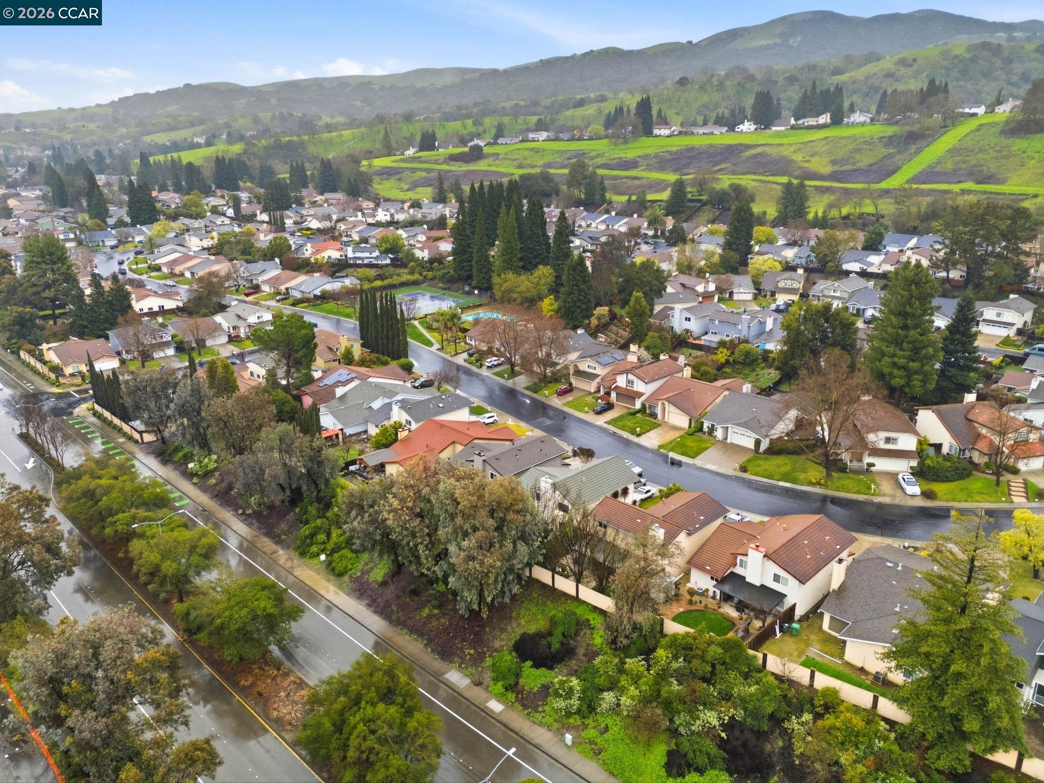 2824 Sombrero Circle