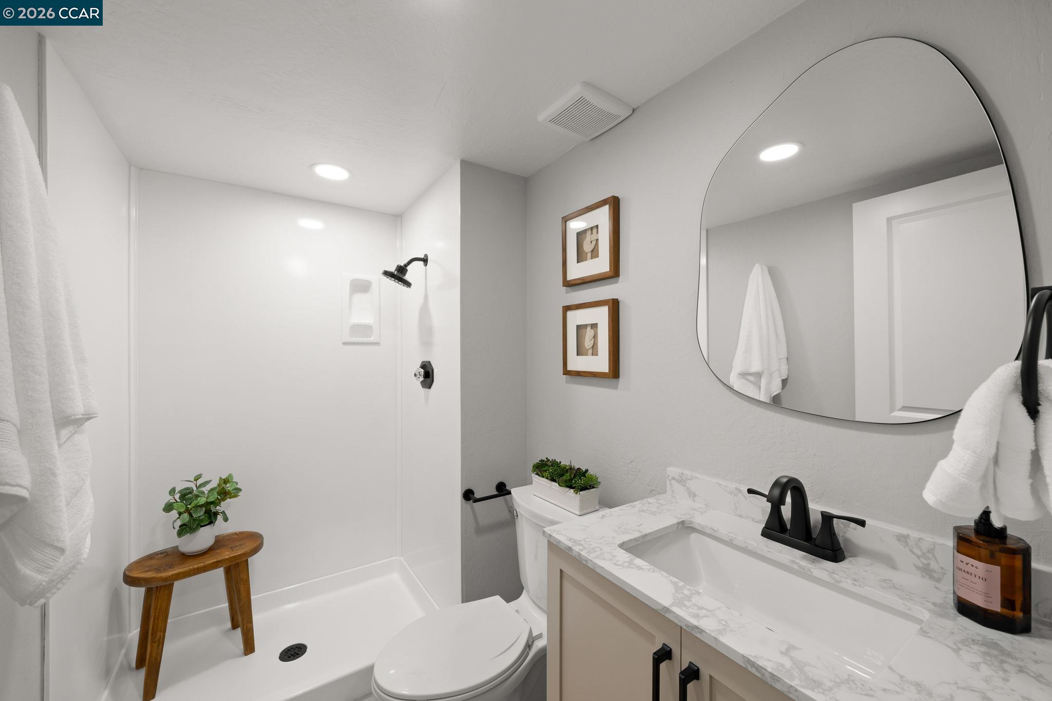 2824 Sombrero Circle