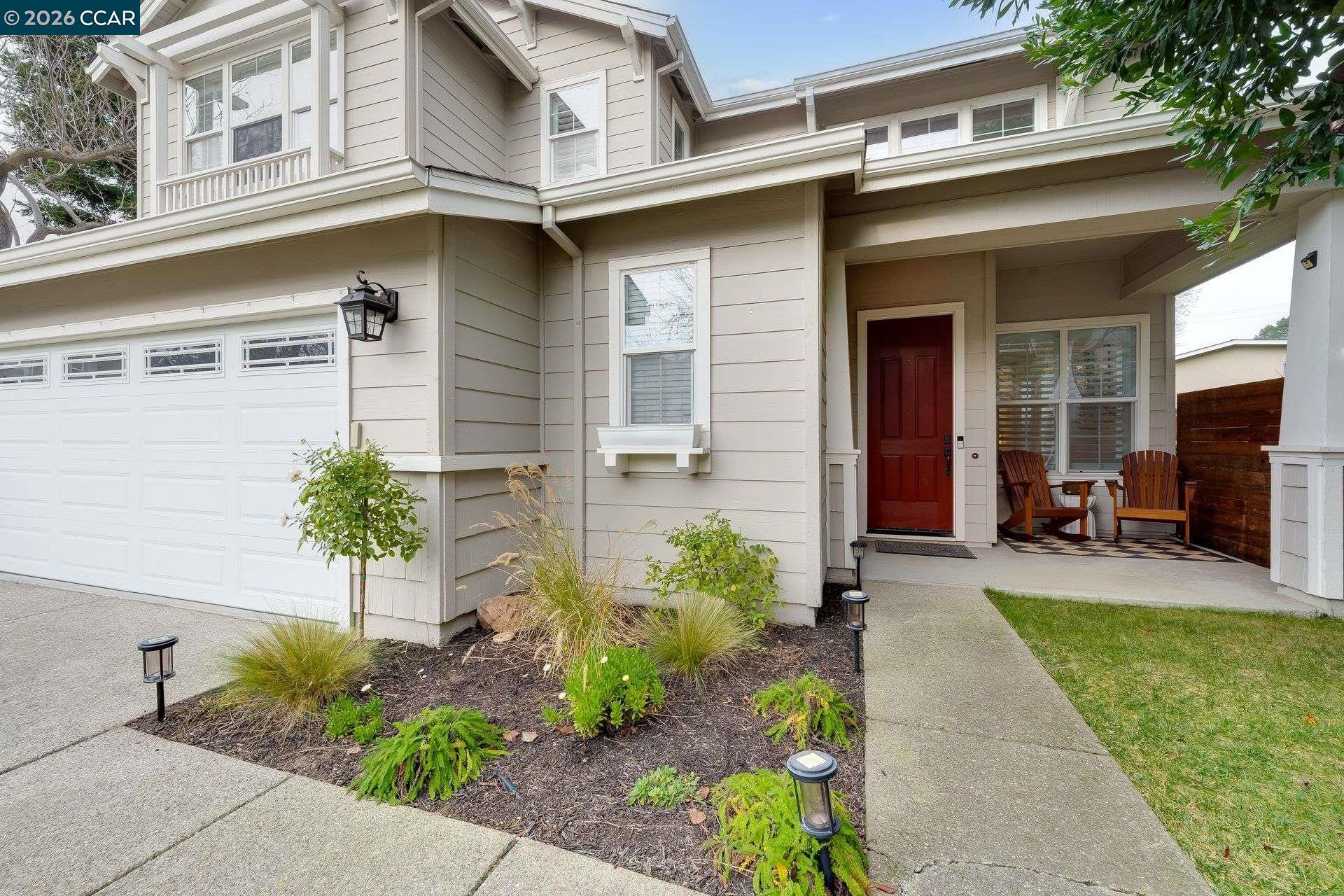942 Monet Cir
