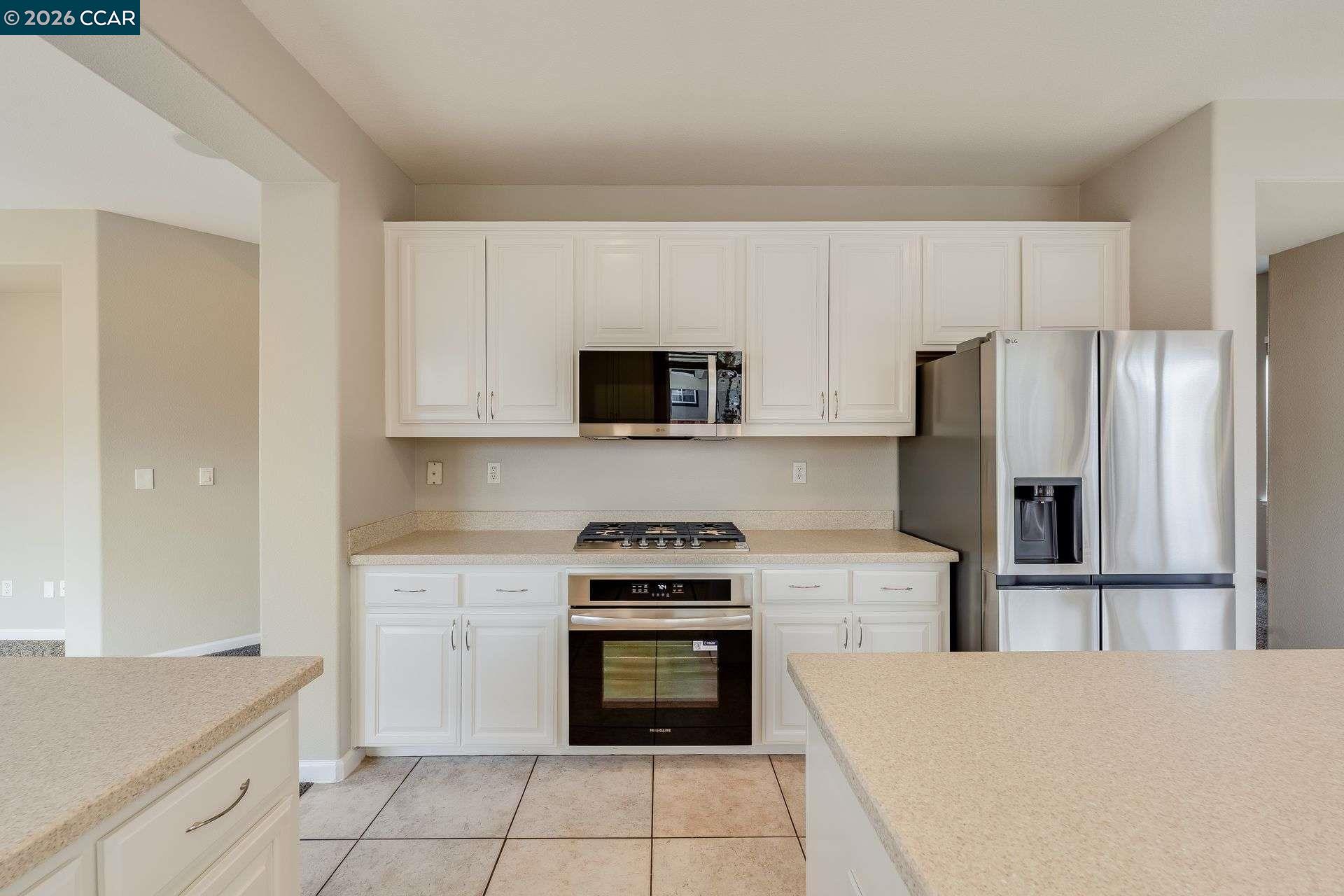 2500 Vallecito Way