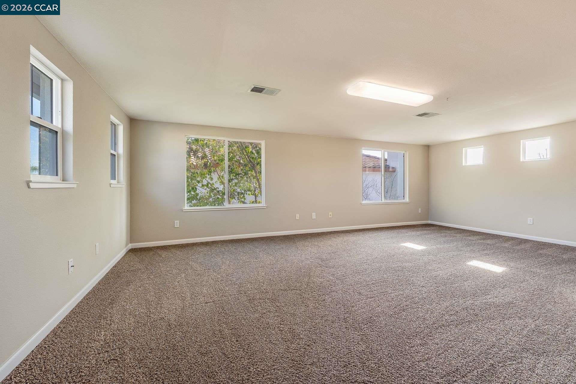2500 Vallecito Way