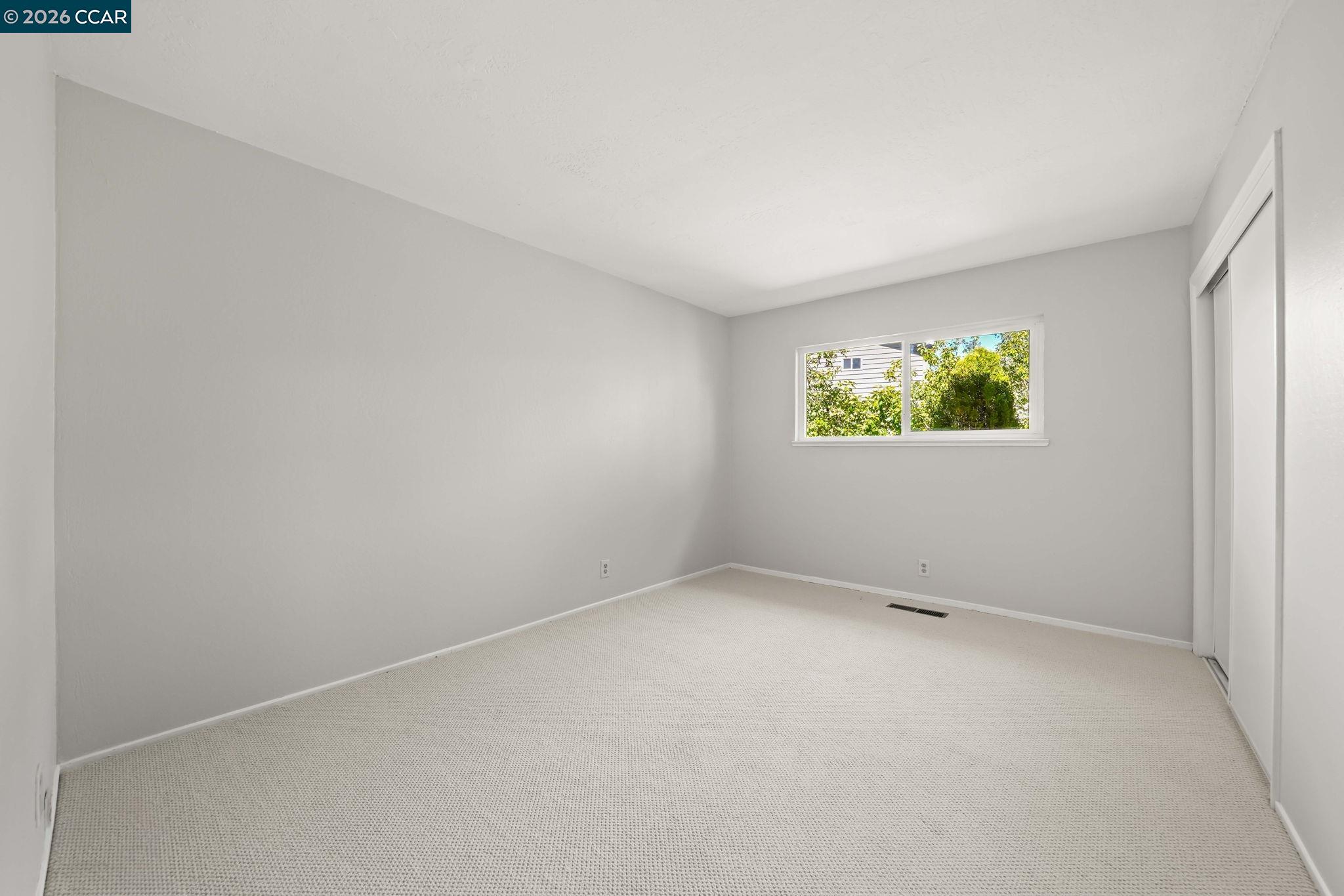 1517 Harlan Dr