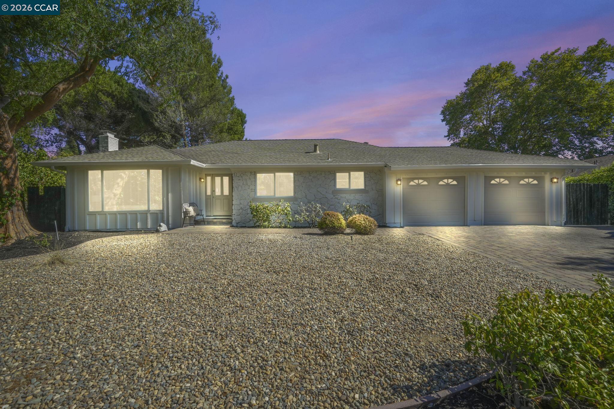 1517 Harlan Dr