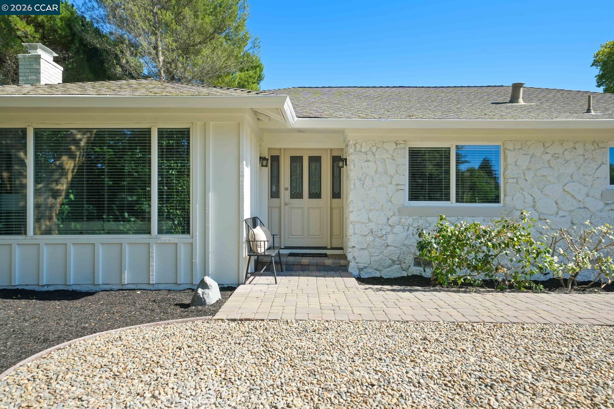 1517 Harlan Dr