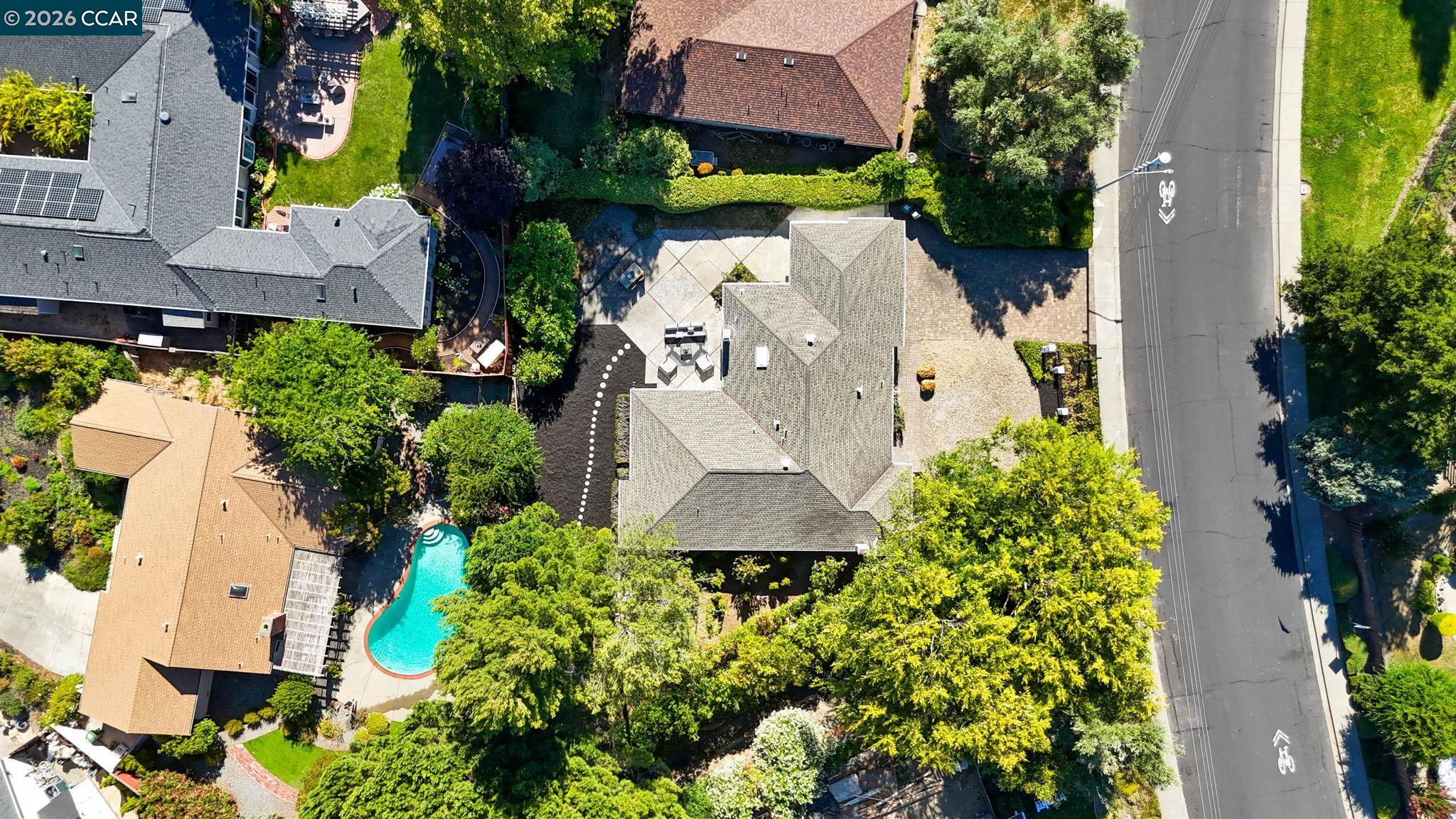 1517 Harlan Dr