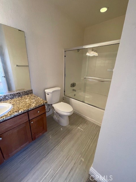 22681 Oakgrove 125