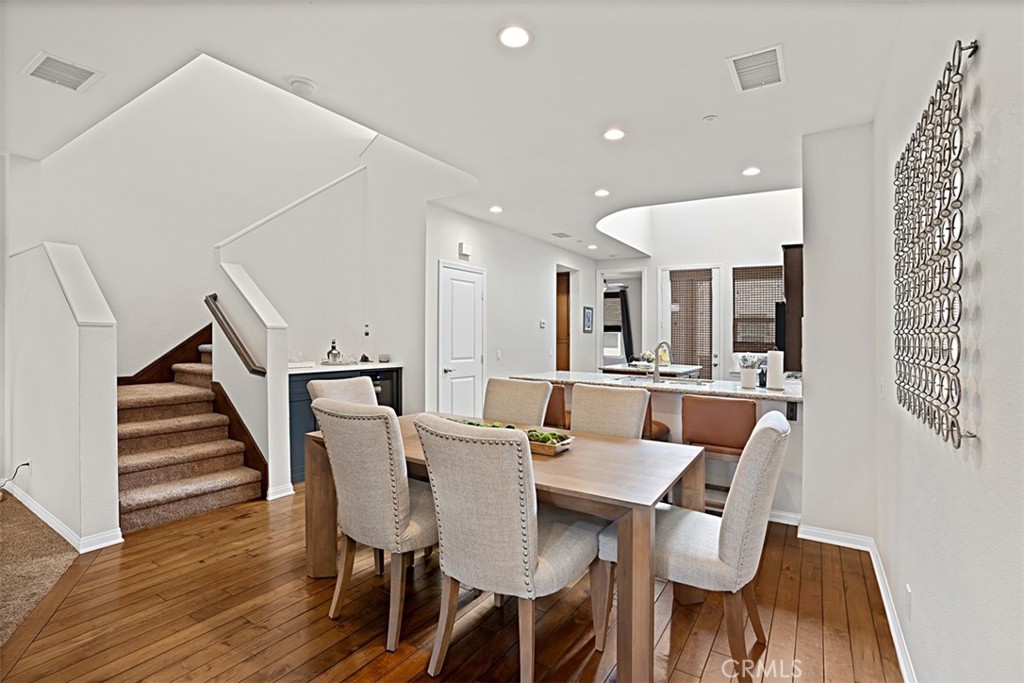 23 Brownstone Way
