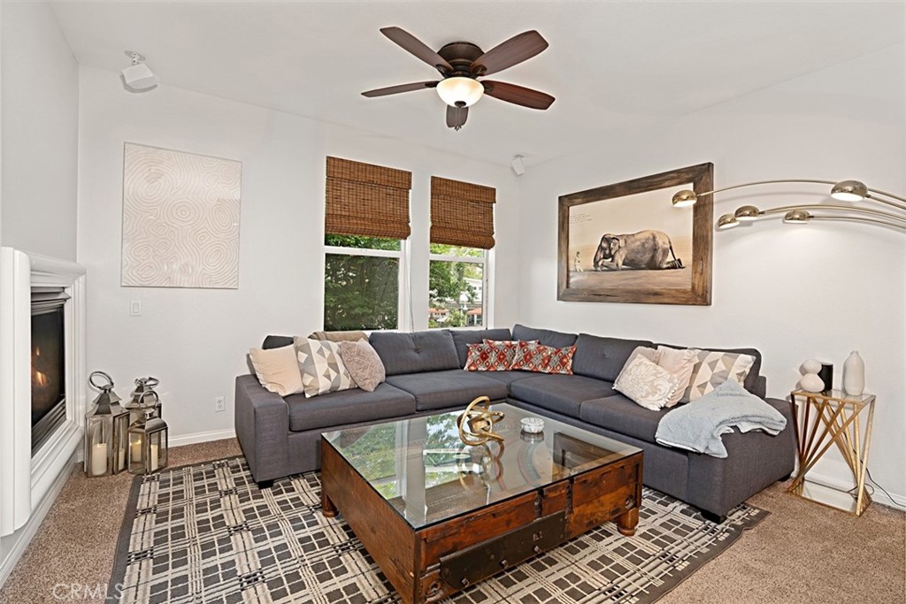 23 Brownstone Way