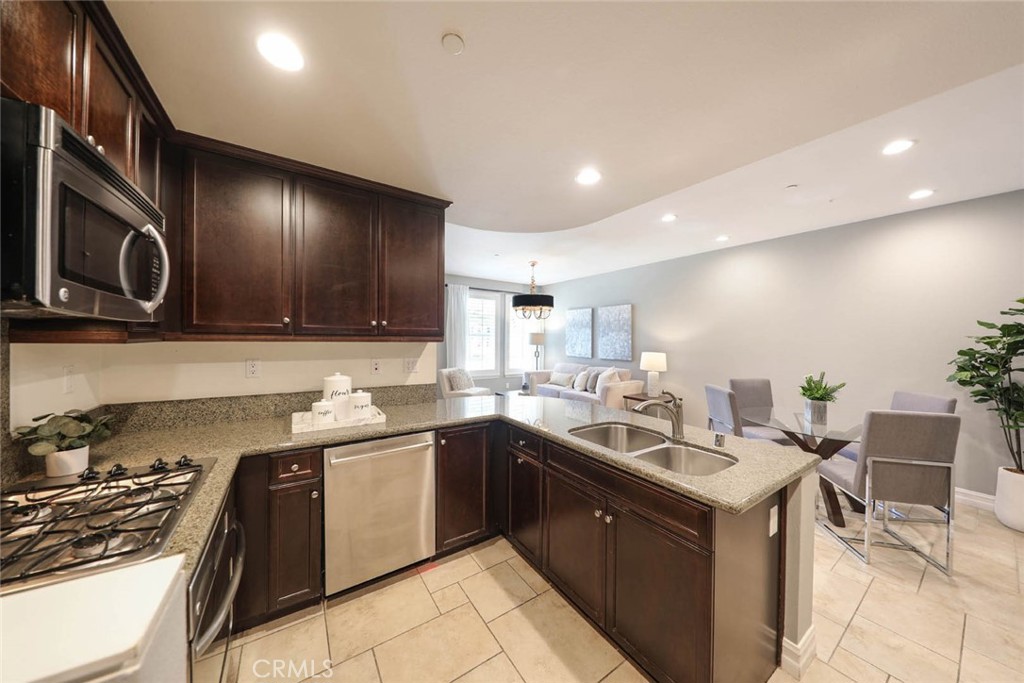 12 Citadel Drive DR204