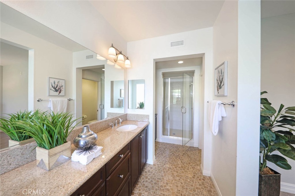 12 Citadel Drive DR204