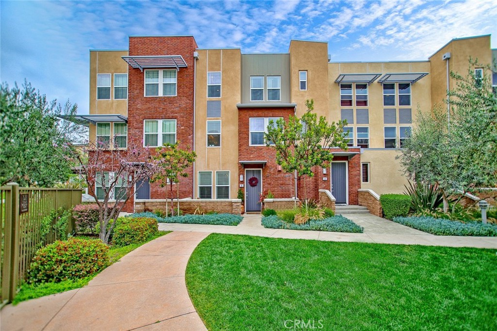 12 Citadel Drive DR204