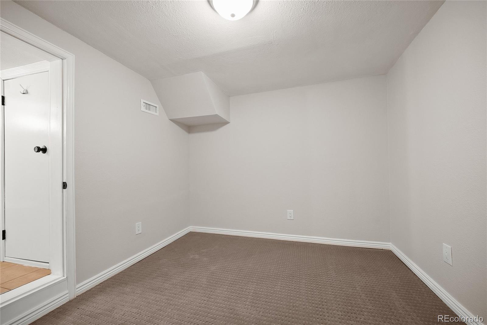 3160 S Pennsylvania Street