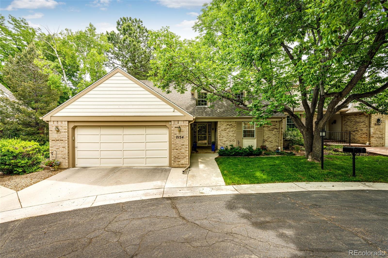 7154 S Poplar Way