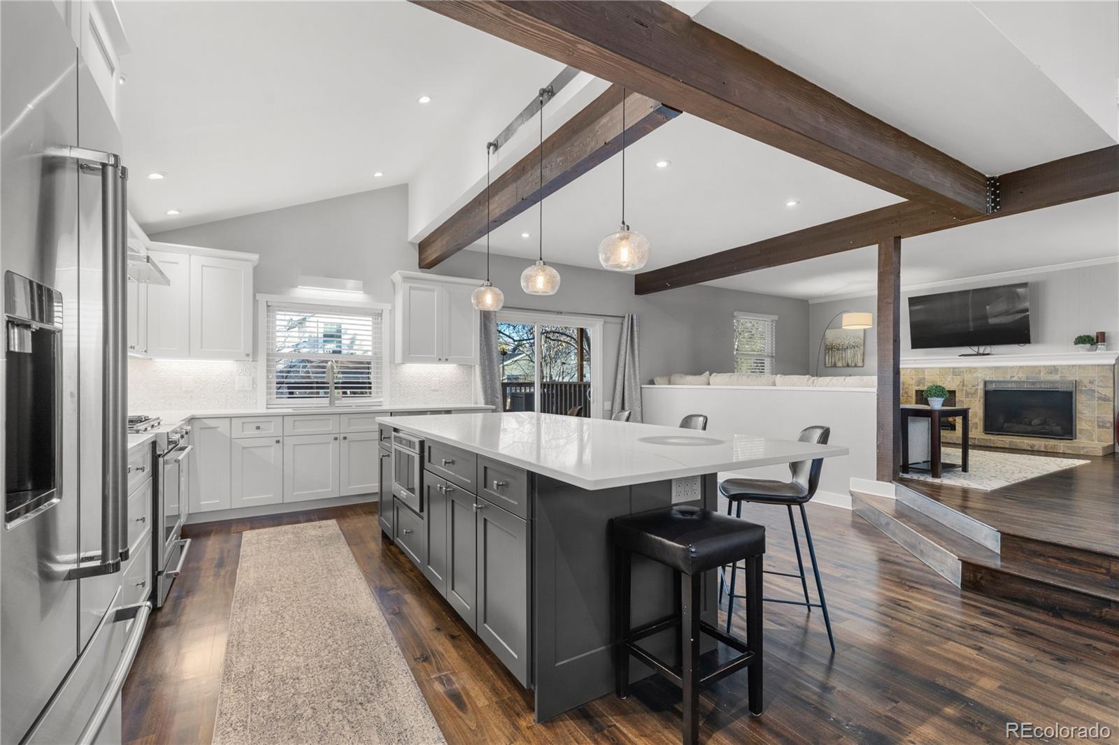 2579 W Long Circle