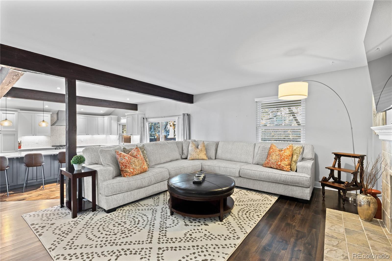 2579 W Long Circle