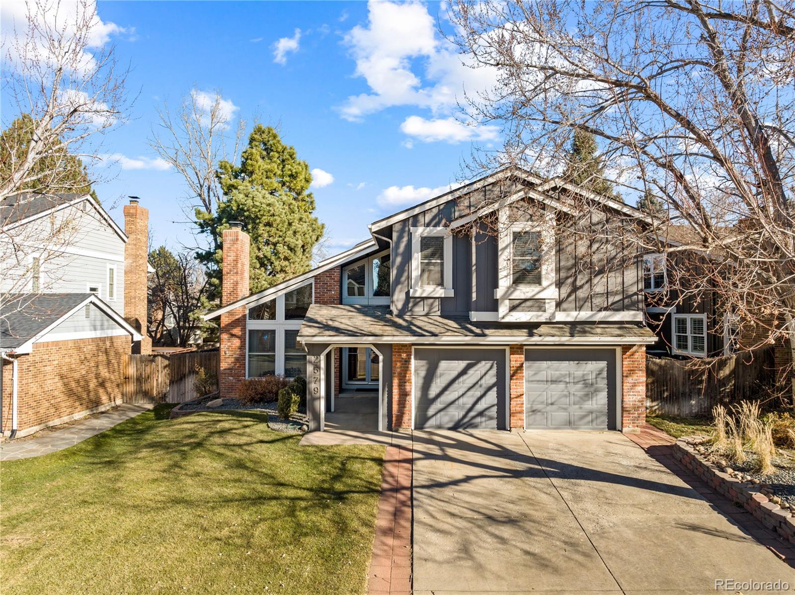 2579 W Long Circle
