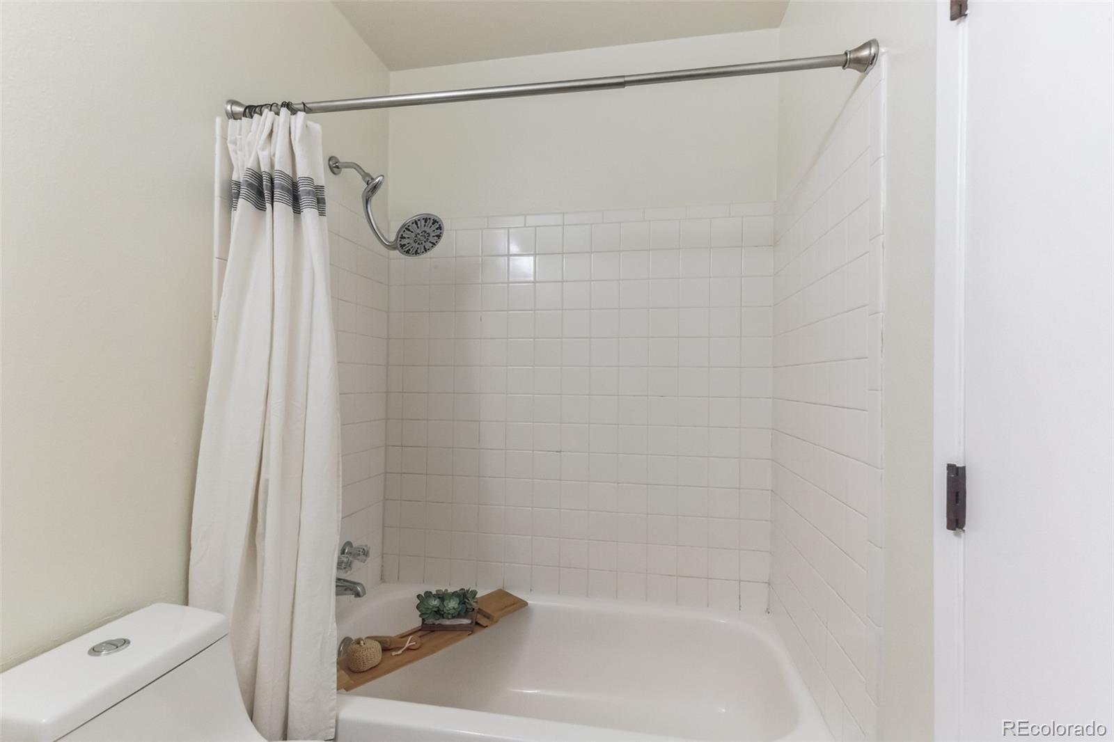 1250 S Monaco Parkway Unit: 86