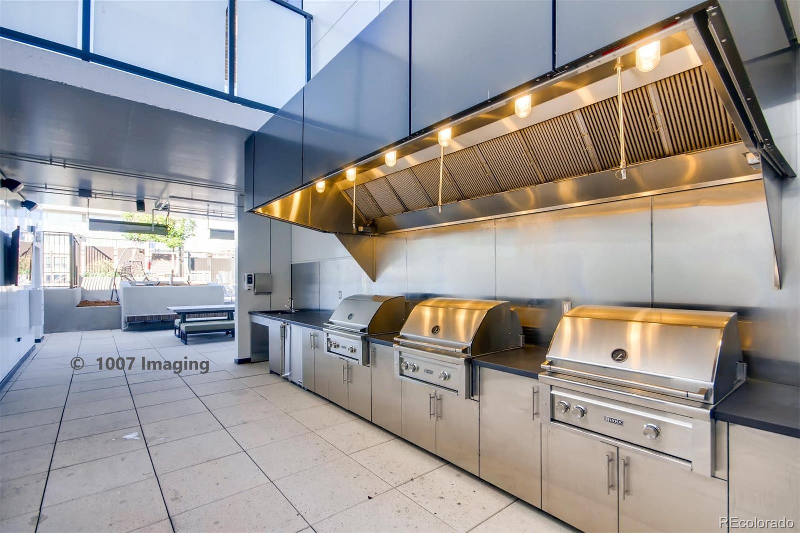 1750 Wewatta Street Unit: 1122