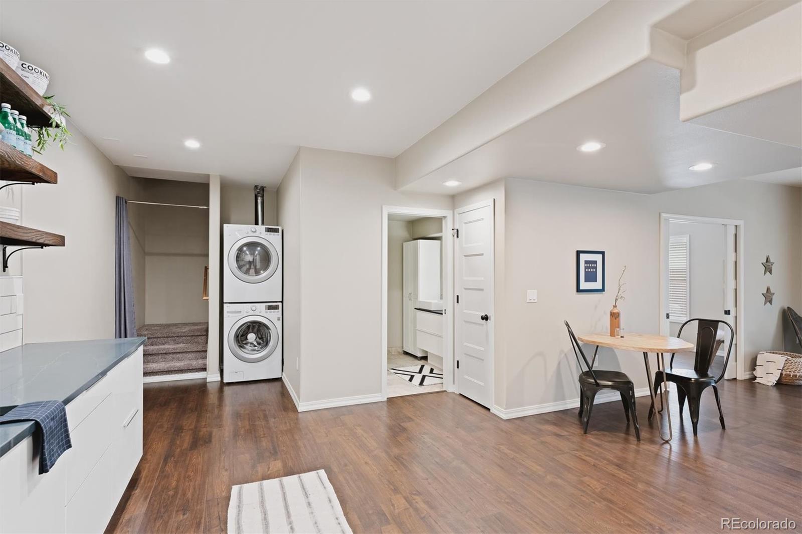 16516 W 14th Place