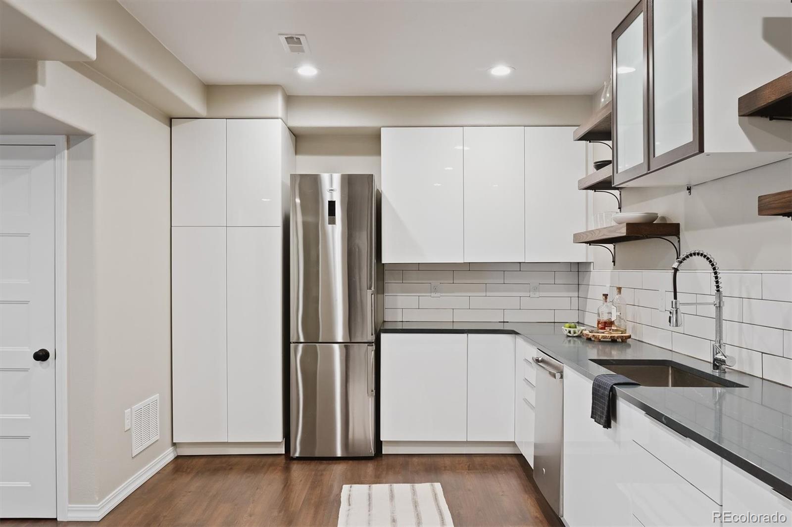 16516 W 14th Place