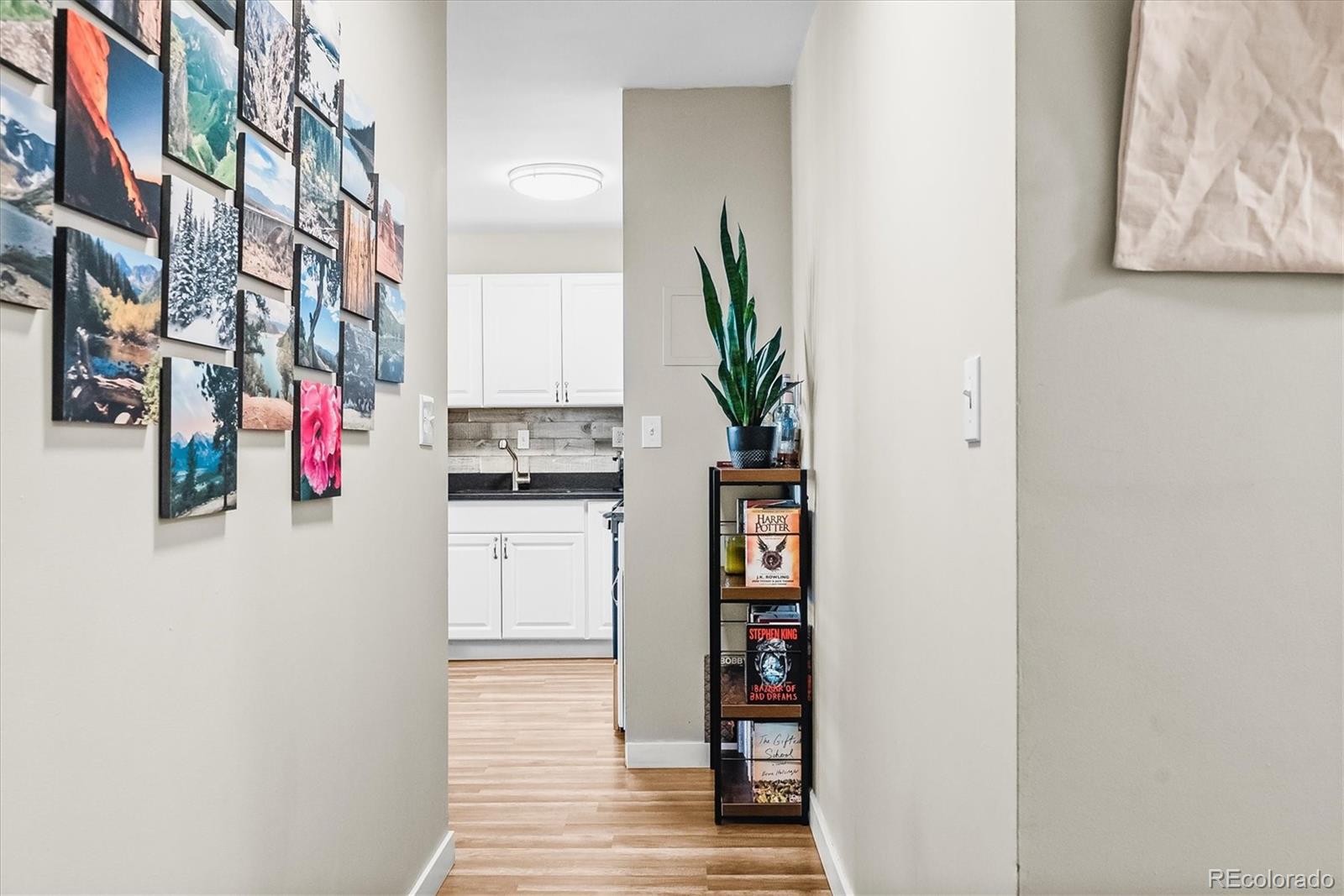 1121 Albion Street Unit: 504