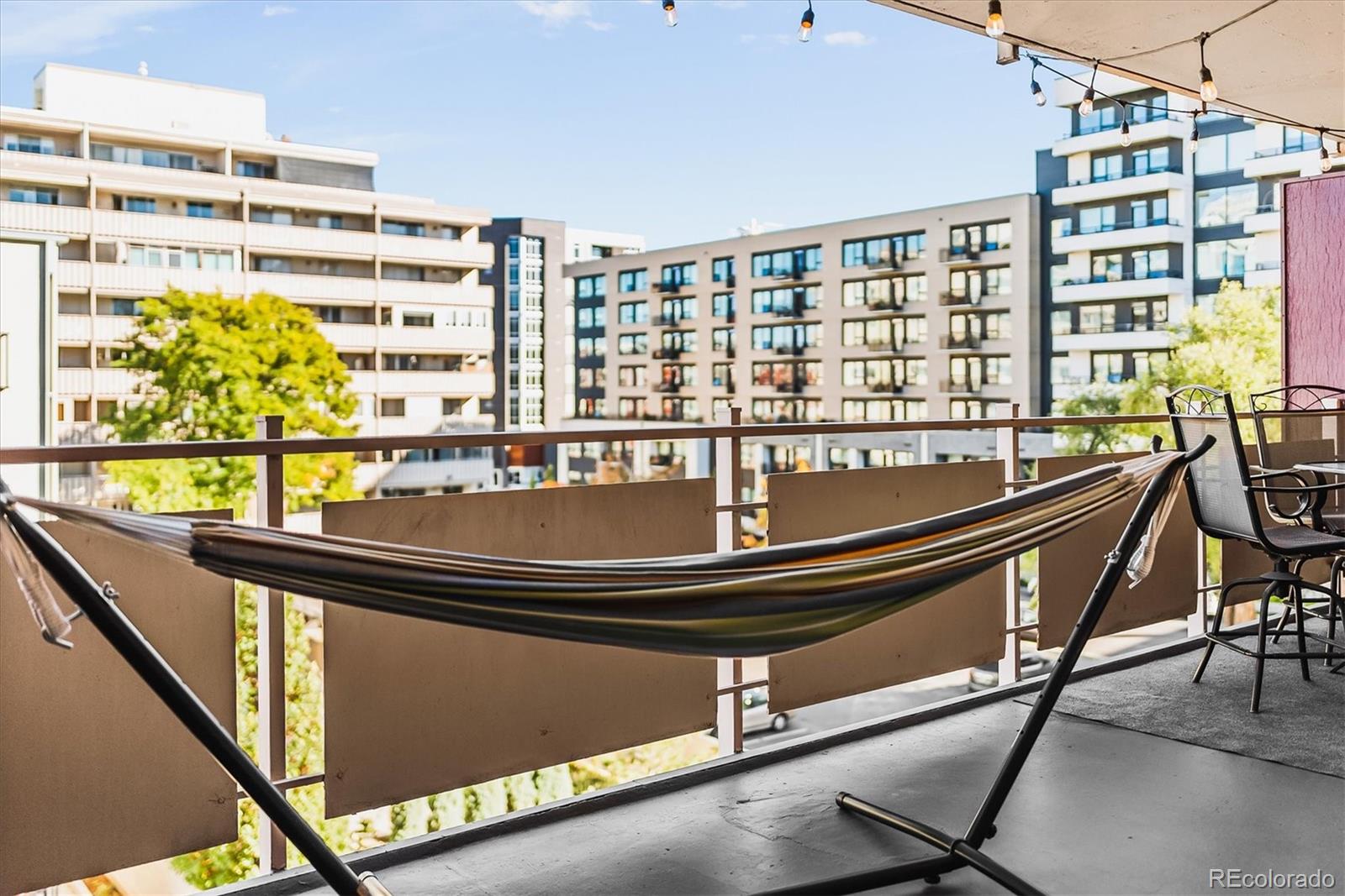 1121 Albion Street Unit: 504