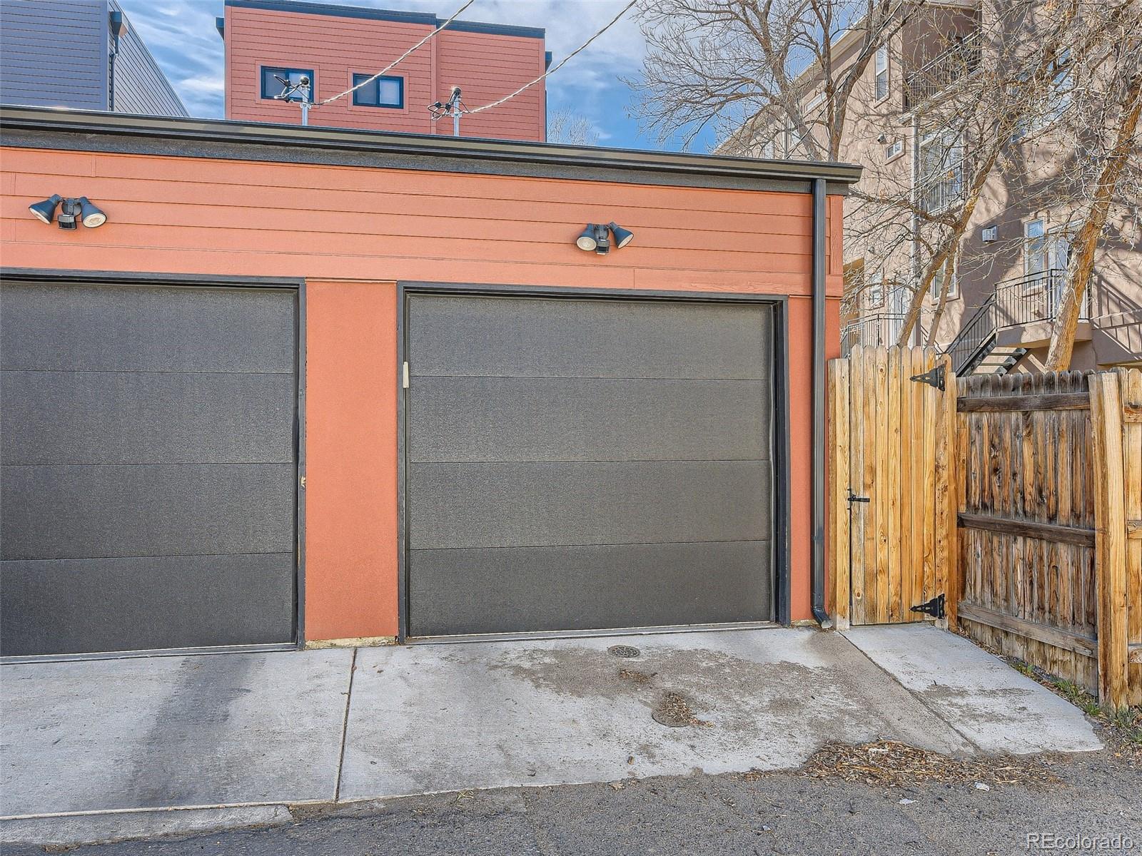 1872 N Race Street