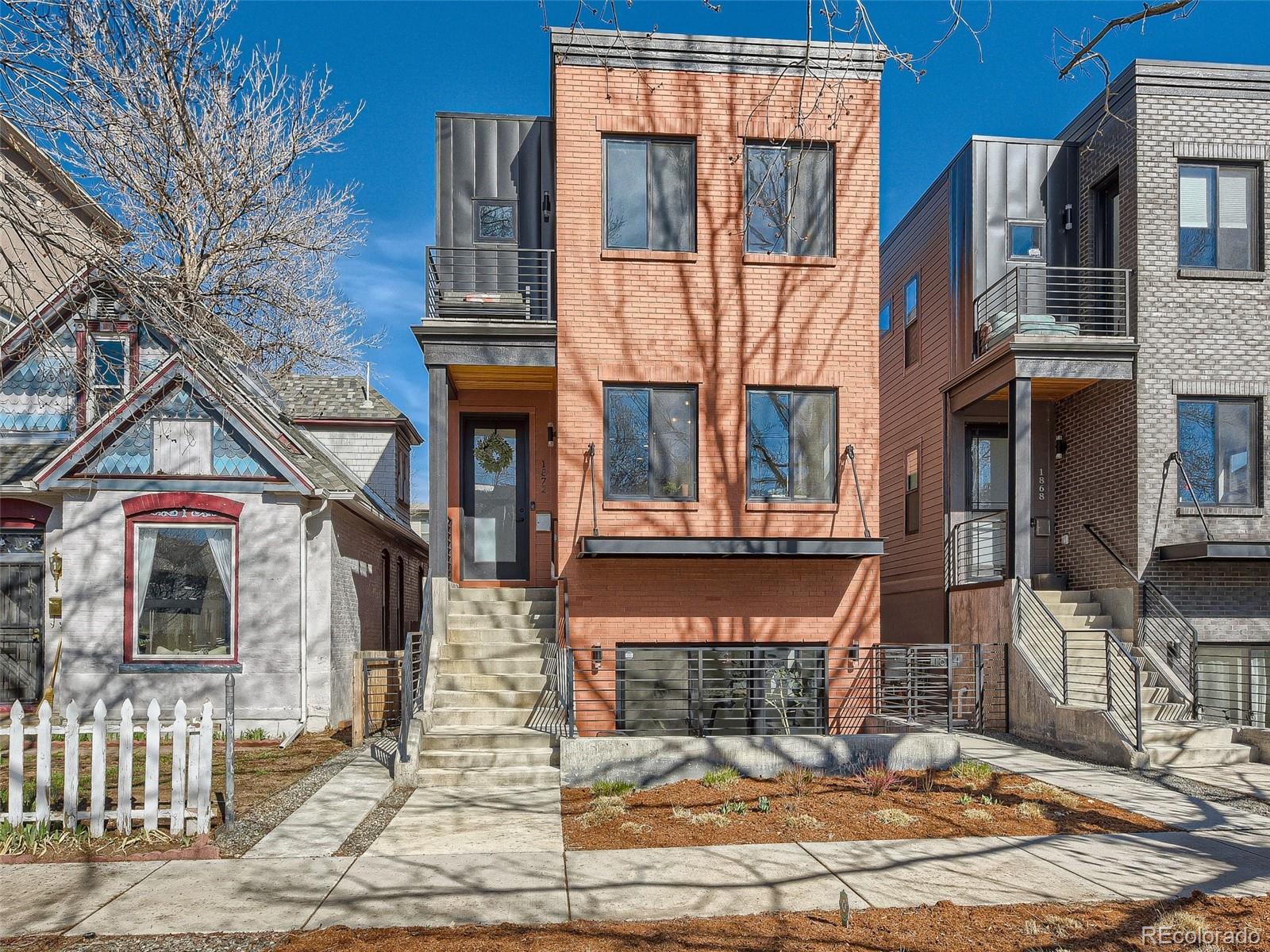 1872 N Race Street