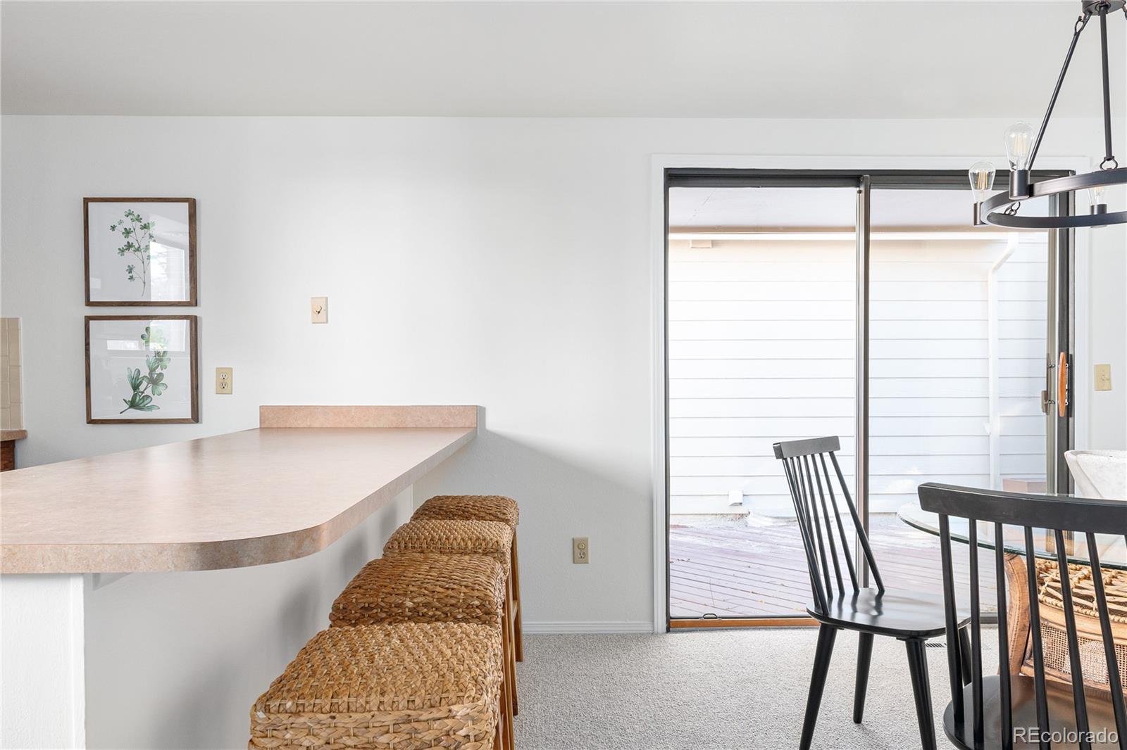 1019 W Peakview Circle