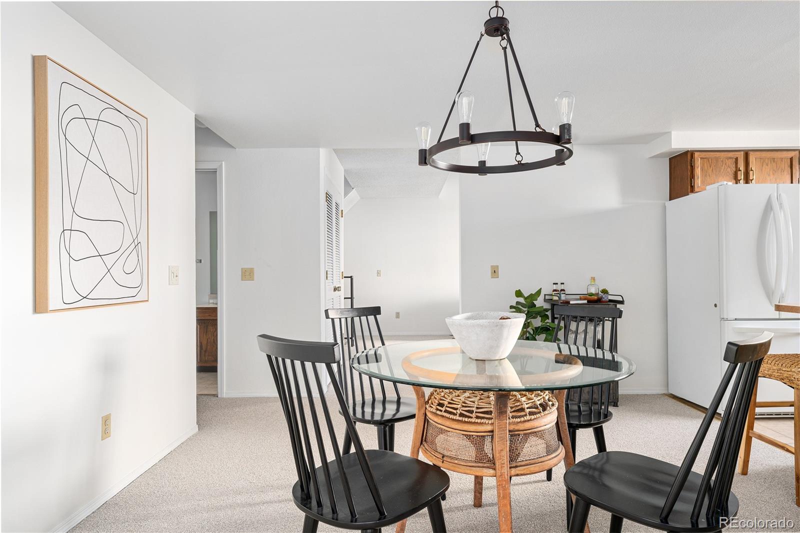 1019 W Peakview Circle