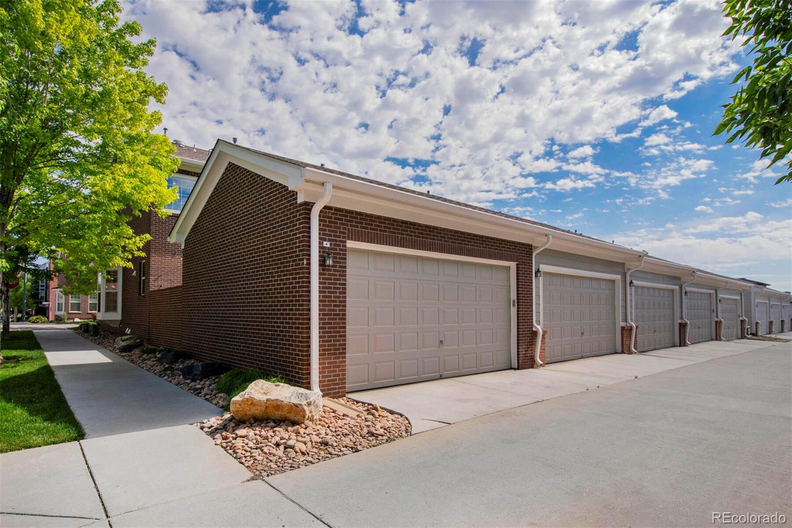 3906 W 118th Place