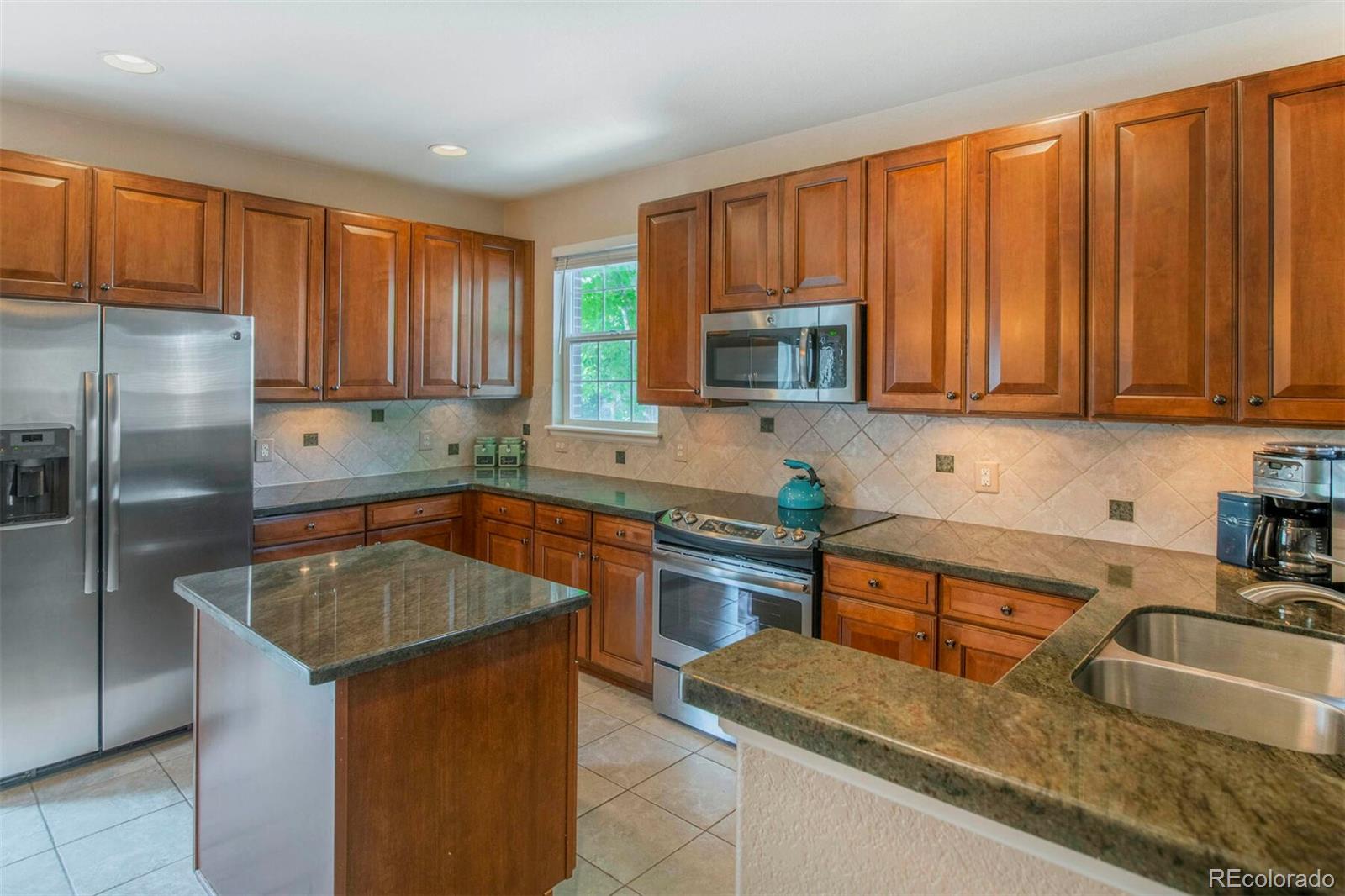 3906 W 118th Place