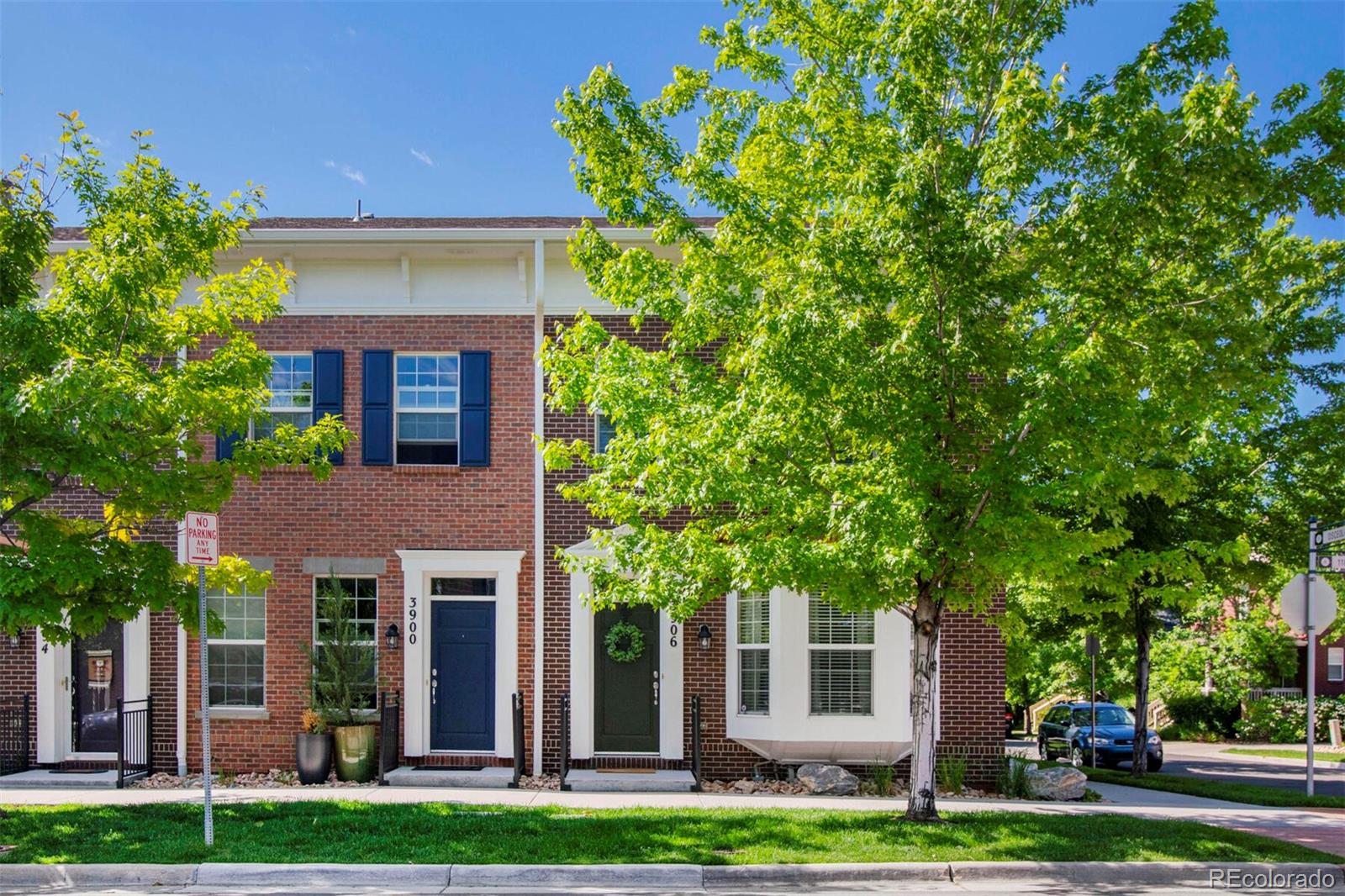 3906 W 118th Place