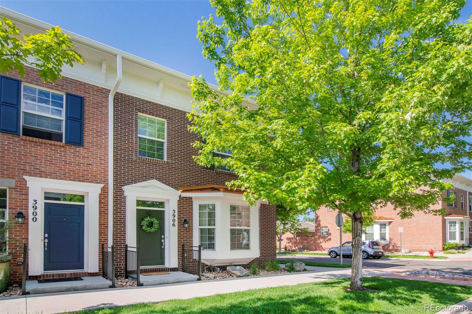 3906 W 118th Place