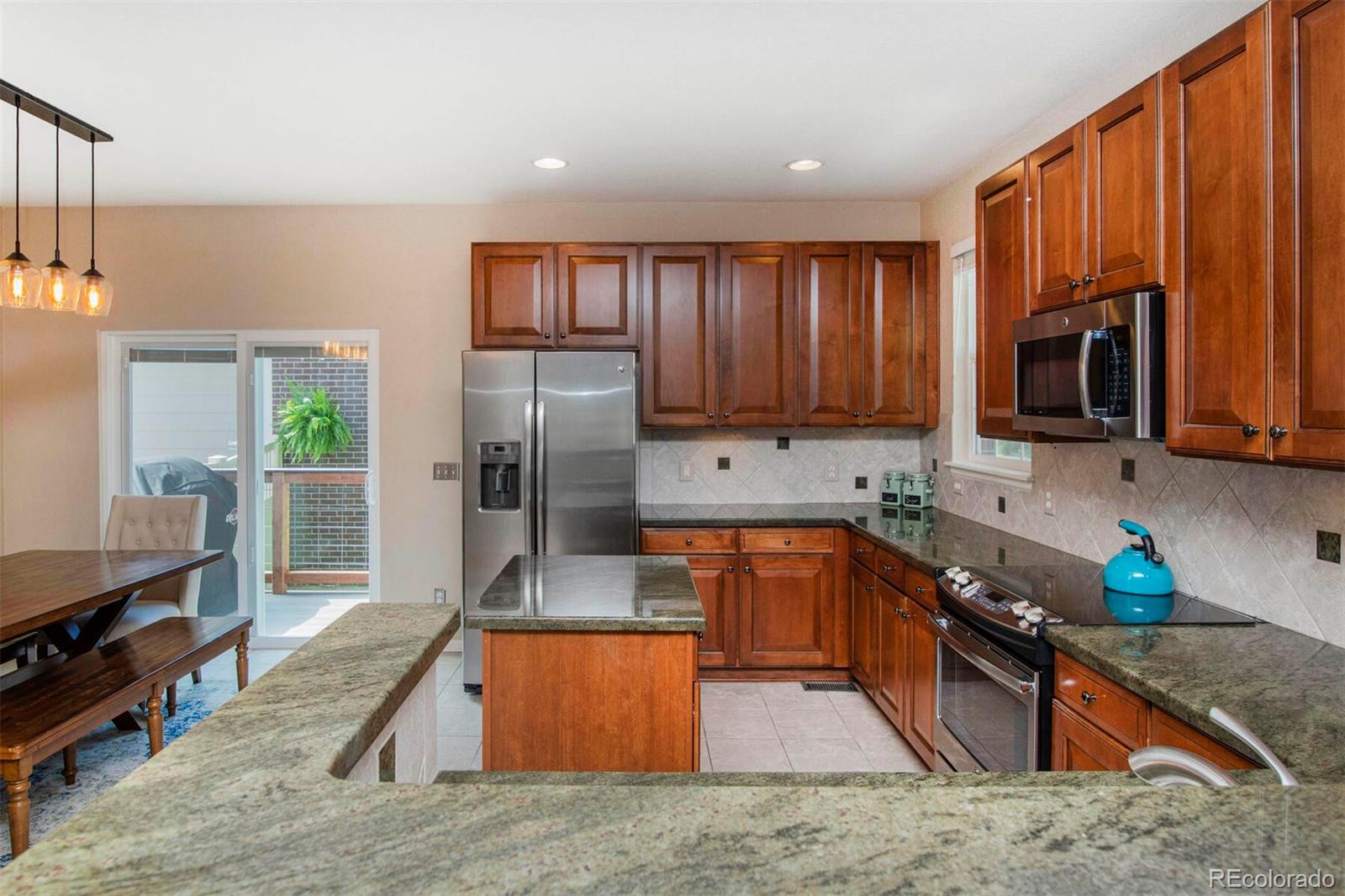 3906 W 118th Place