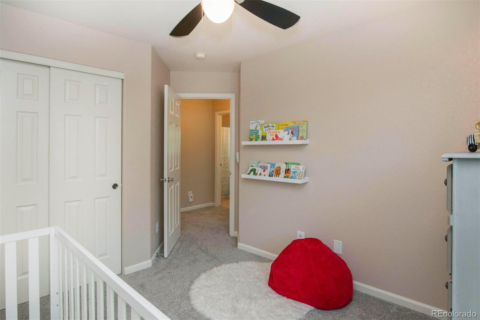 3906 W 118th Place