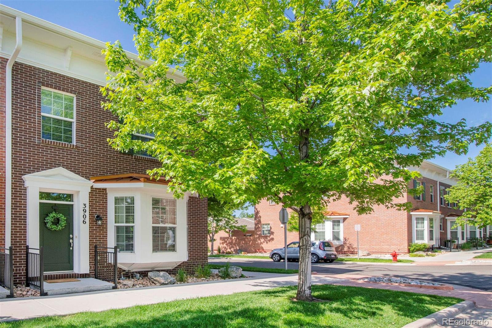 3906 W 118th Place