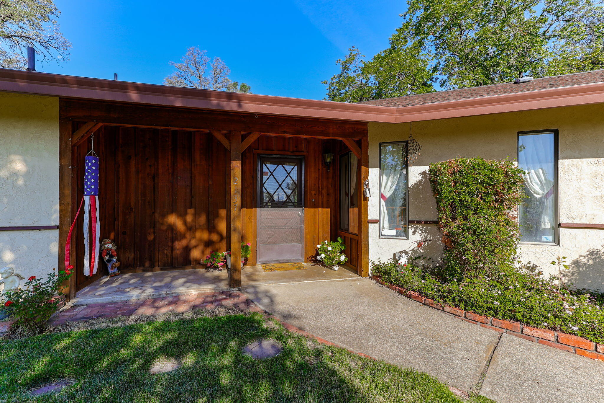 22137 Winding Oaks Trail