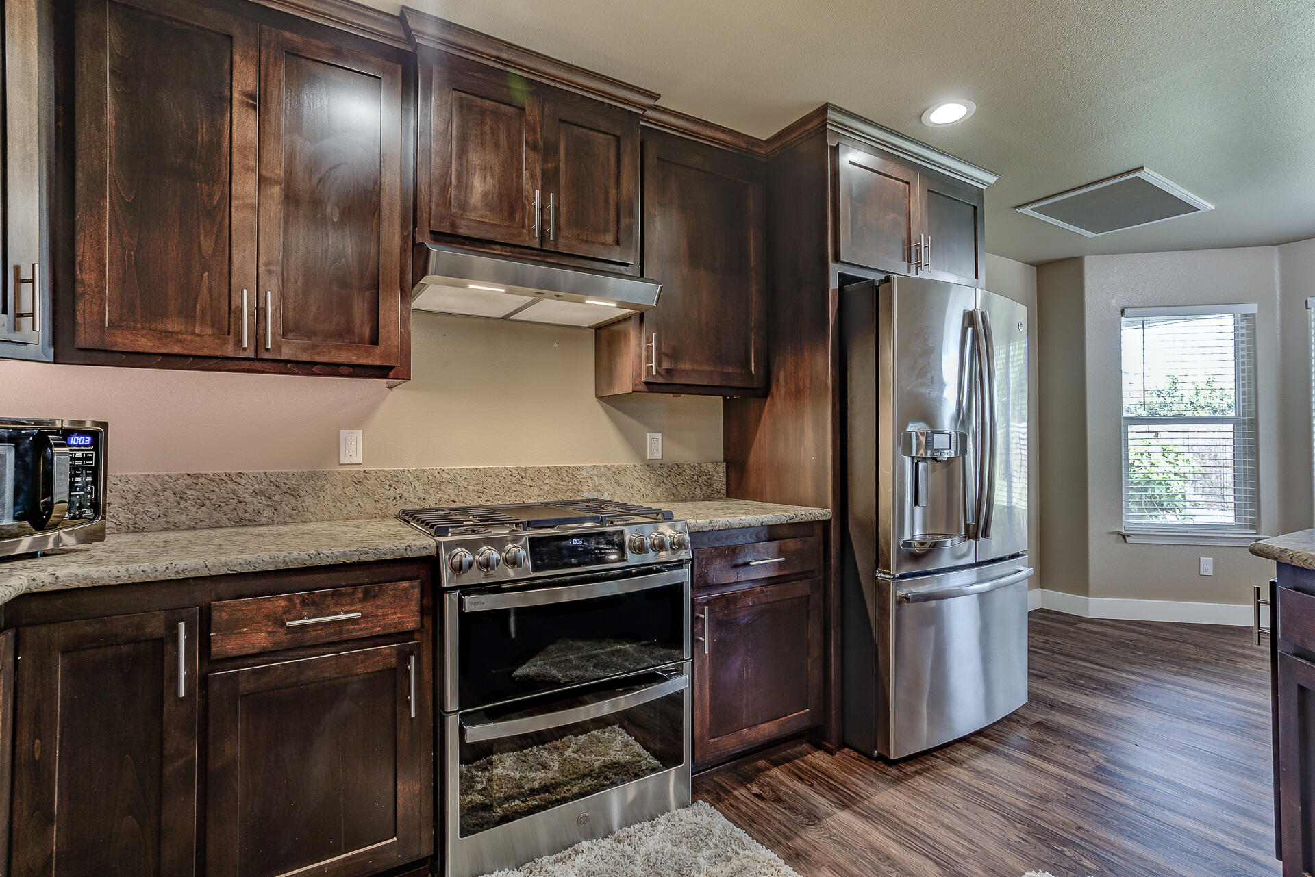 7450 Redamonti Drive