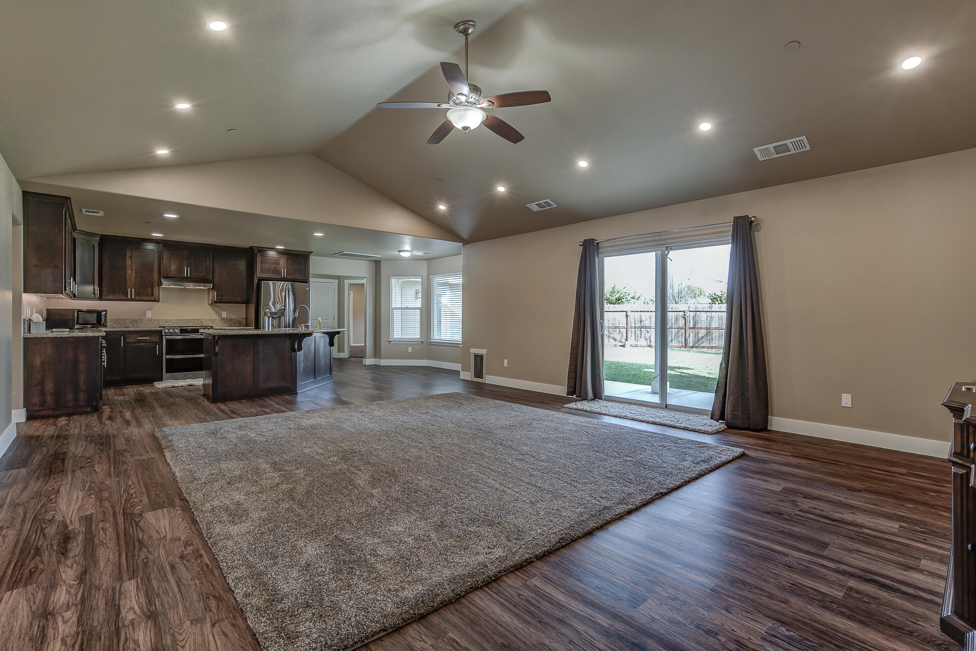 7450 Redamonti Drive