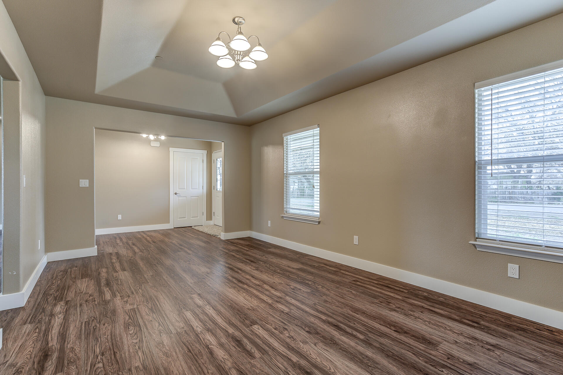 7450 Redamonti Drive