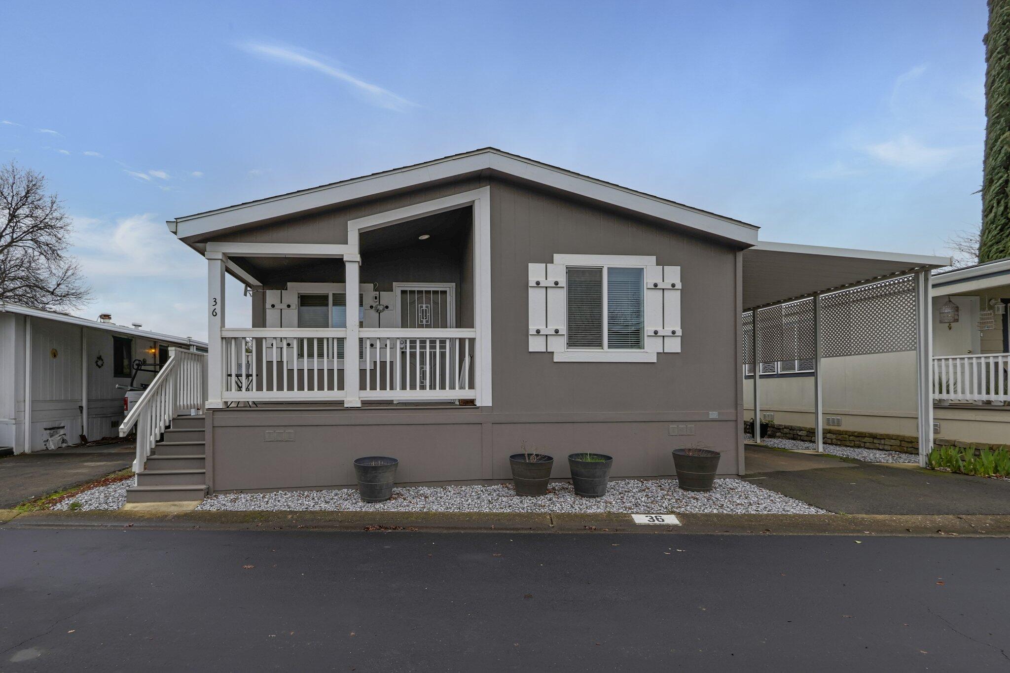 20350 Hole In One 36, Fairway Oaks