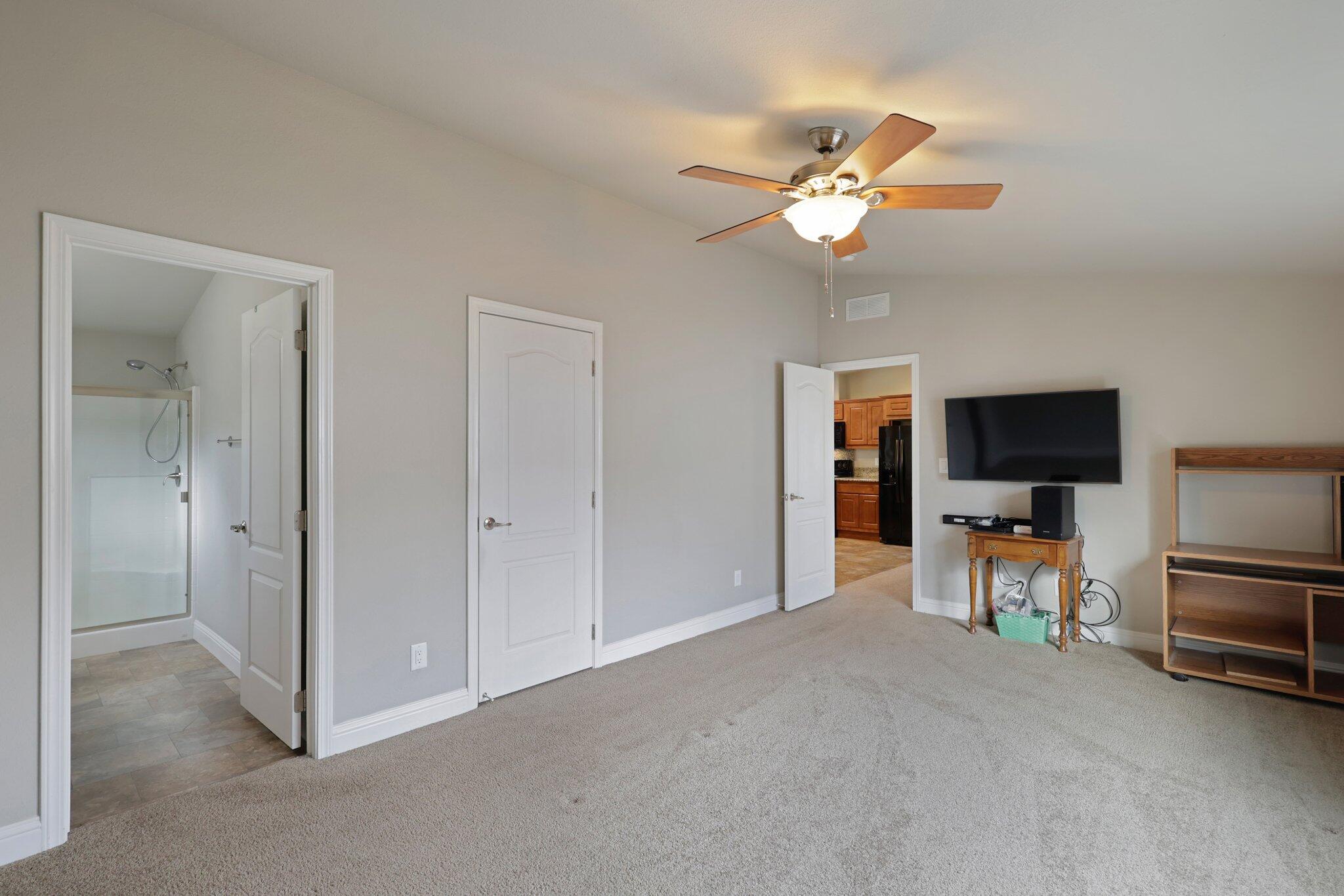 20350 Hole In One 36, Fairway Oaks