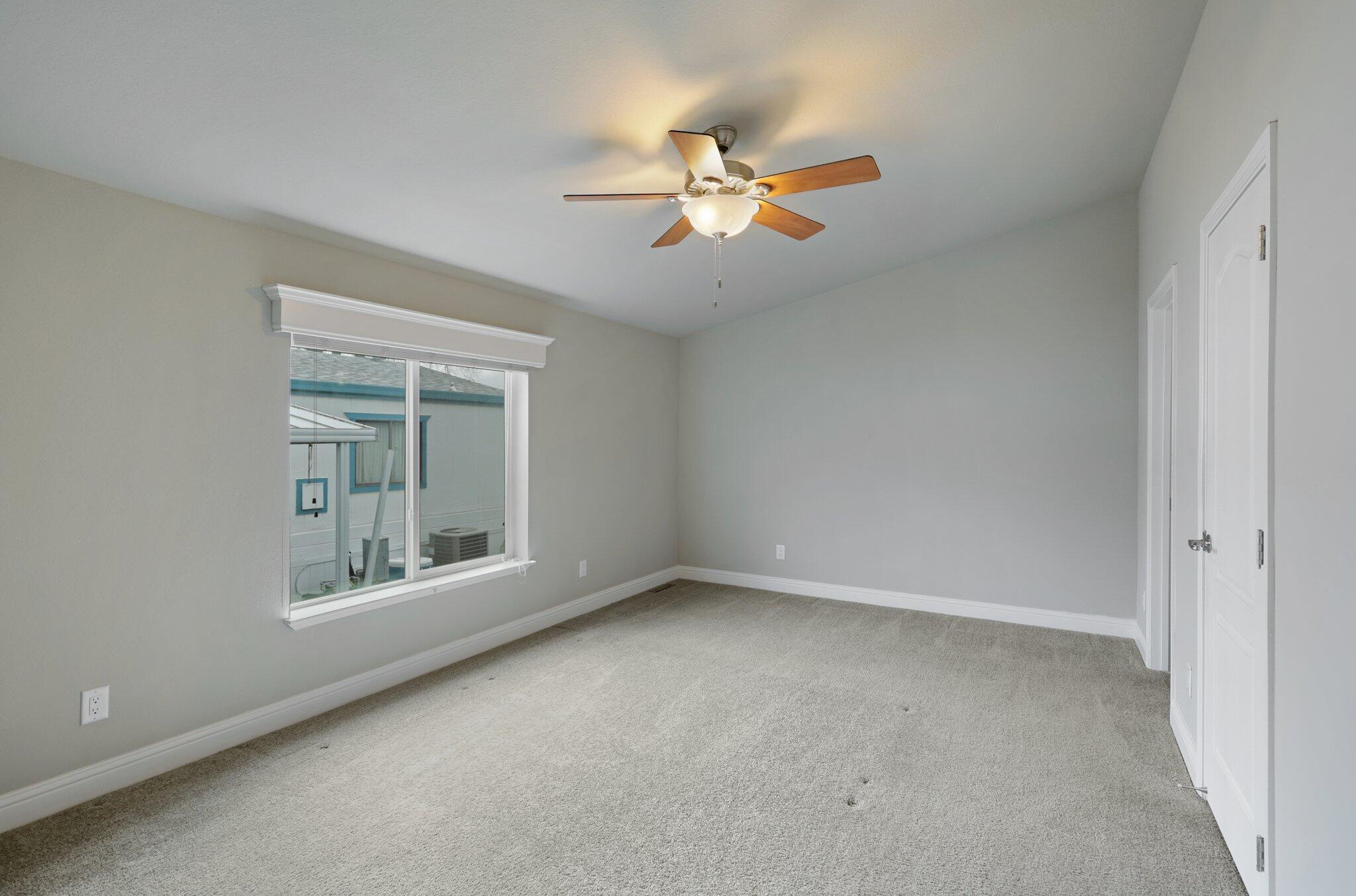 20350 Hole In One 36, Fairway Oaks