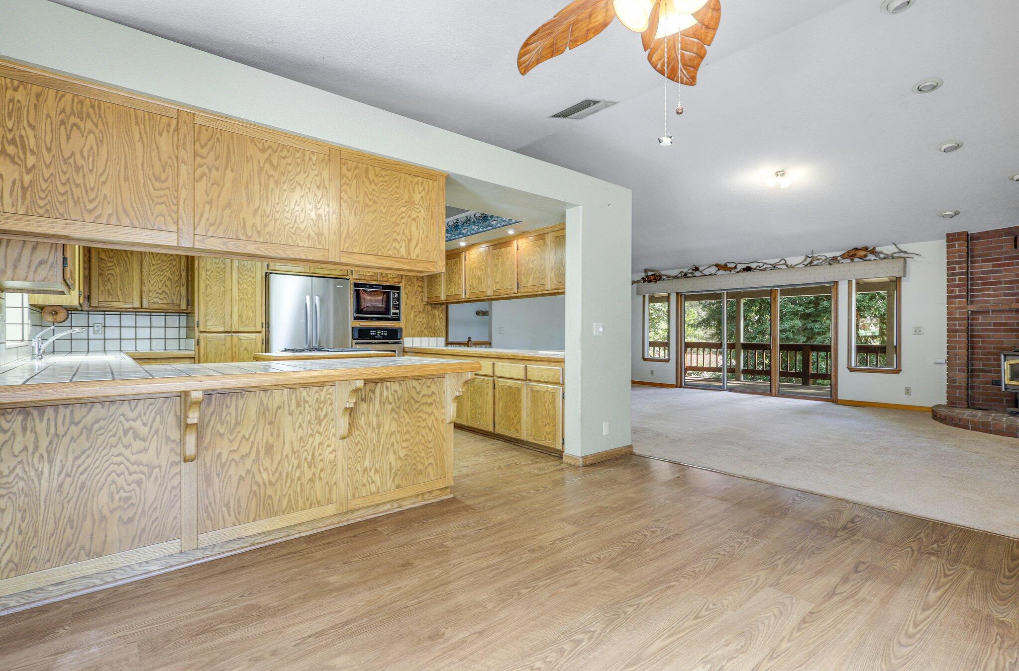 20332 Lakeview Drive